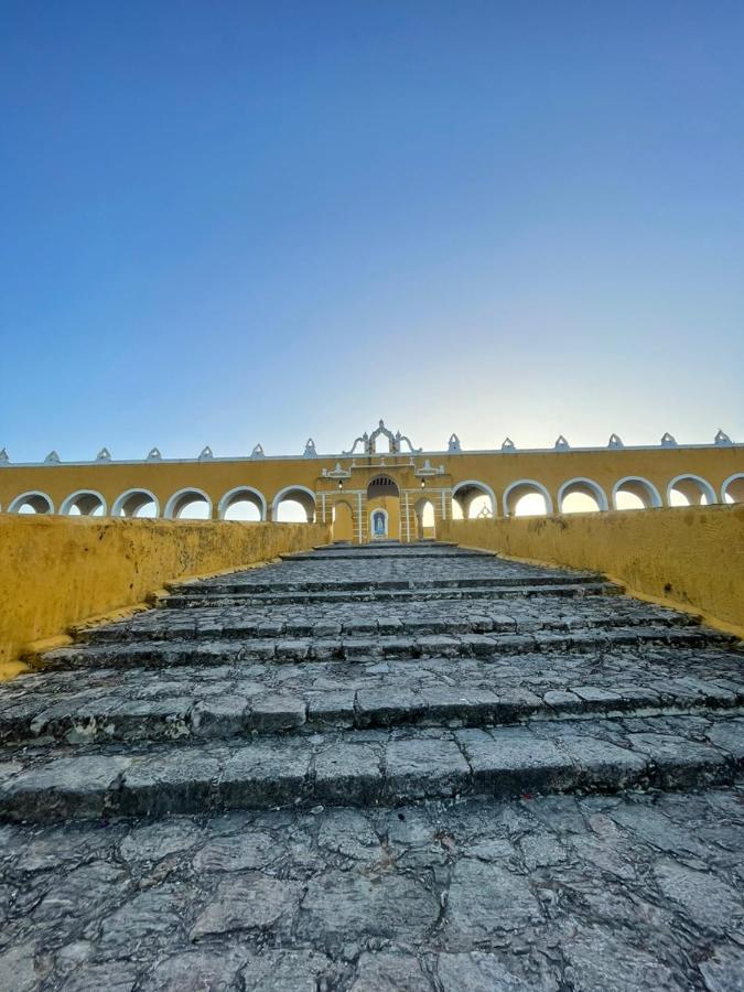 Buenosdias Izamal Bed & Breakfast Eksteriør bilde