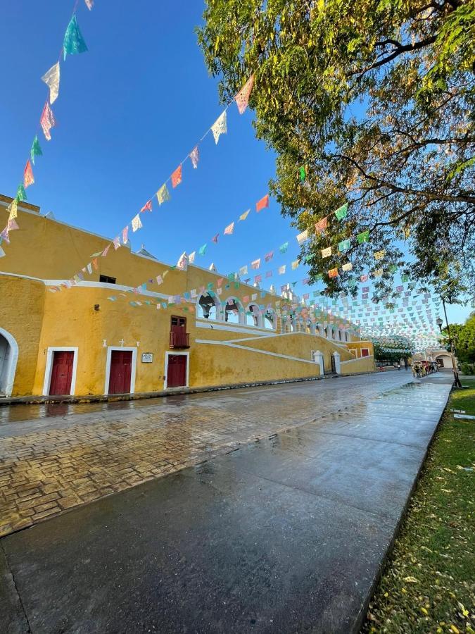 Buenosdias Izamal Bed & Breakfast Eksteriør bilde